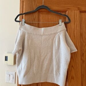 H&M Short Sleeve Off-shoulder Sweater